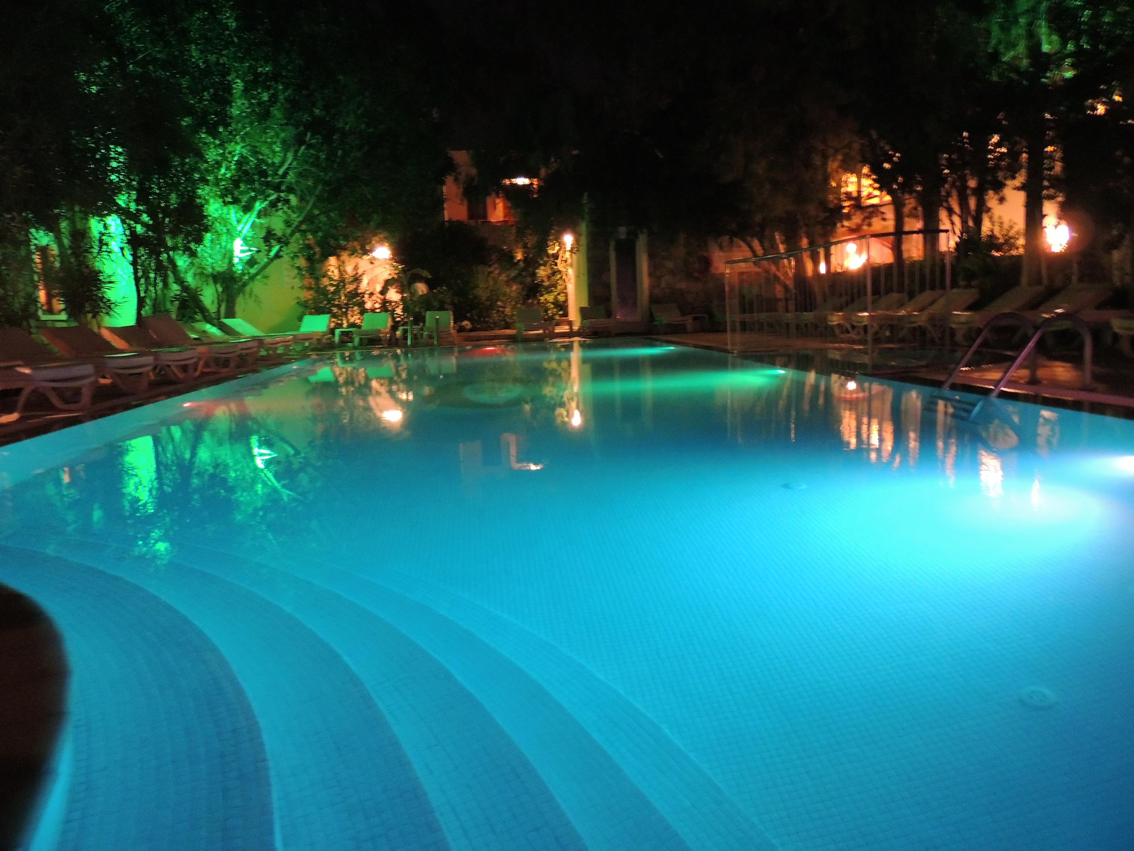 Okaliptus Otel Bitez Dış mekan fotoğraf