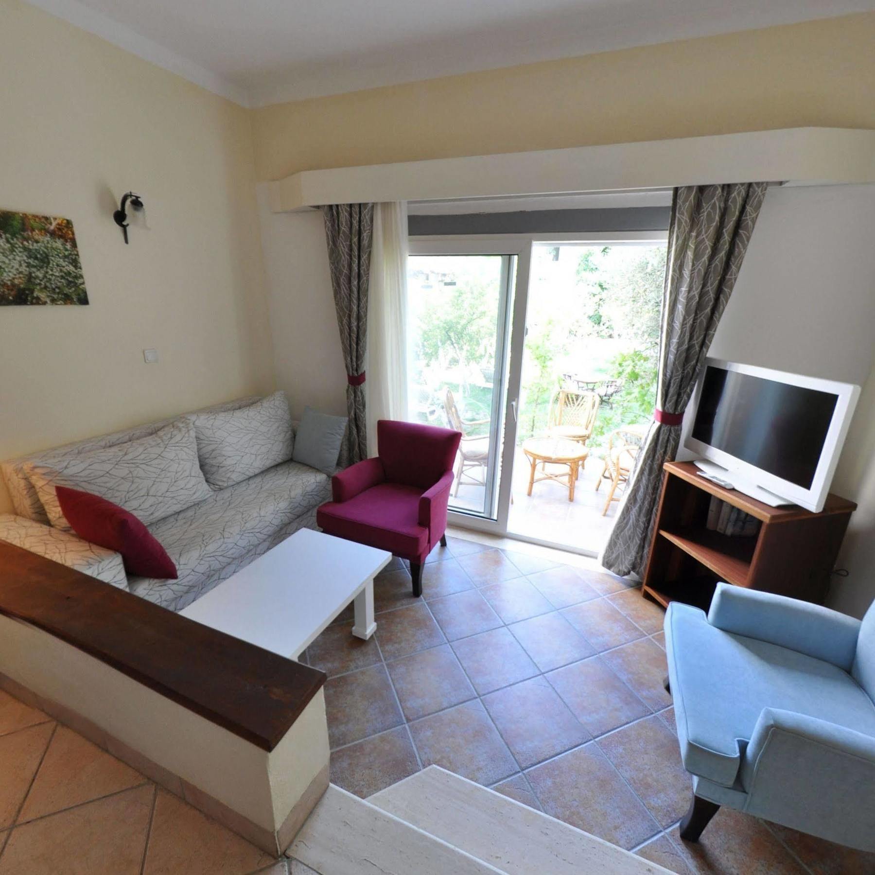 Okaliptus Otel Bitez Dış mekan fotoğraf